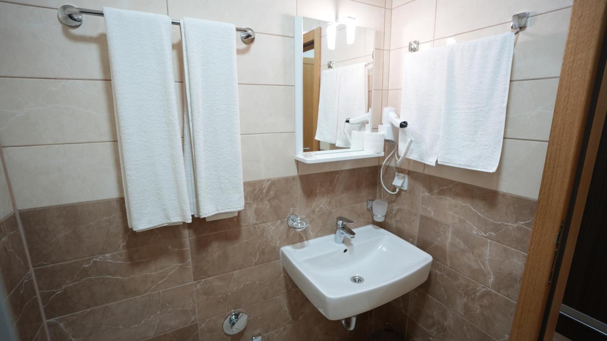 Motel "Izvor Bosne" Илиджа Экстерьер фото